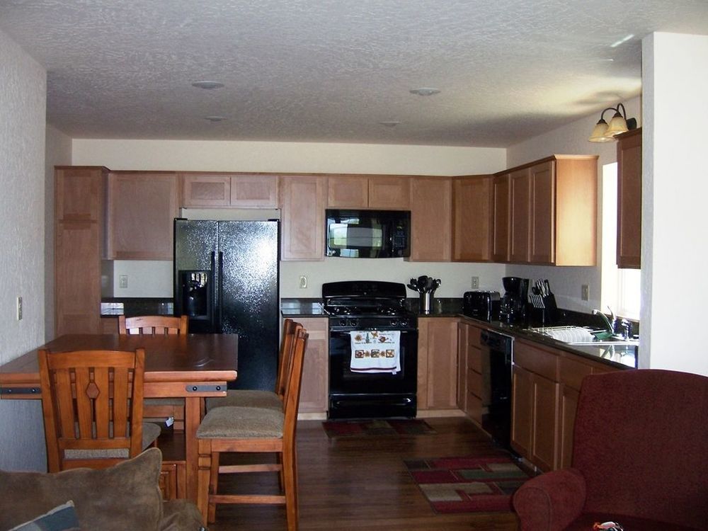Dover Bay Resort Room photo